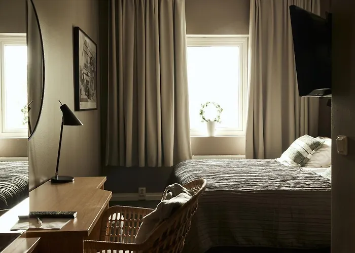 Hasse Pa Sjoekanten Hotell & Restaurang